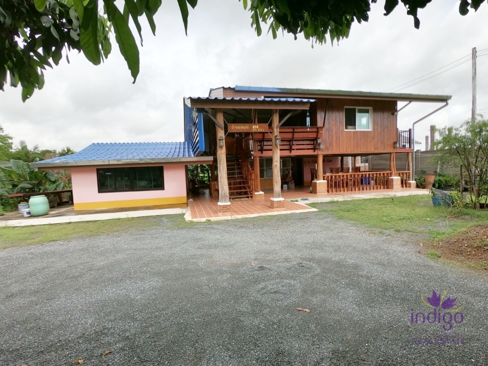 House for rent 2 bedroom Thai wooden style, 157 sqw at Doi Saket ,Chiang Mai