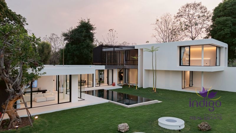 Luxury Houses - Hang Dong